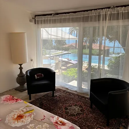 Naussica Villa