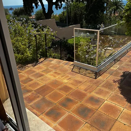 Naussica Villa